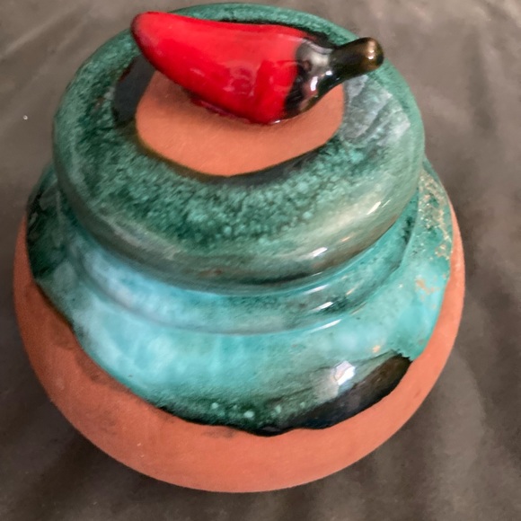 Handmade Clay Tortilla Server Jalapeño Lid - Picture 3 of 8